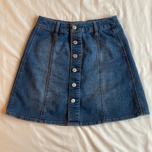 Mossimo Supply Co. Dresses & Skirts - Mossimo Supply Co. Jean skirt size 2